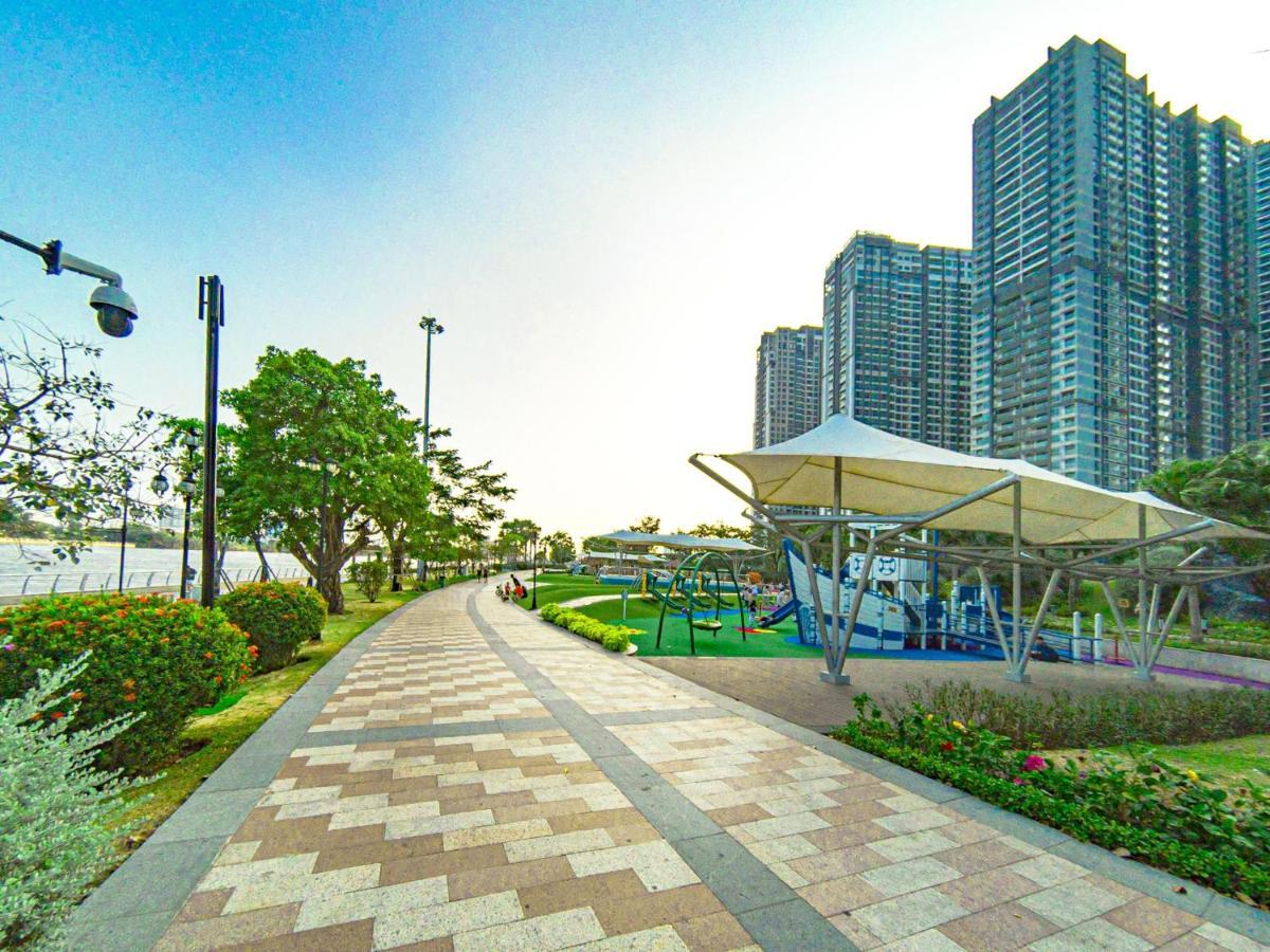Vinhomes Binh Thanh Official Luxury Apartment ホーチミン市 エクステリア 写真